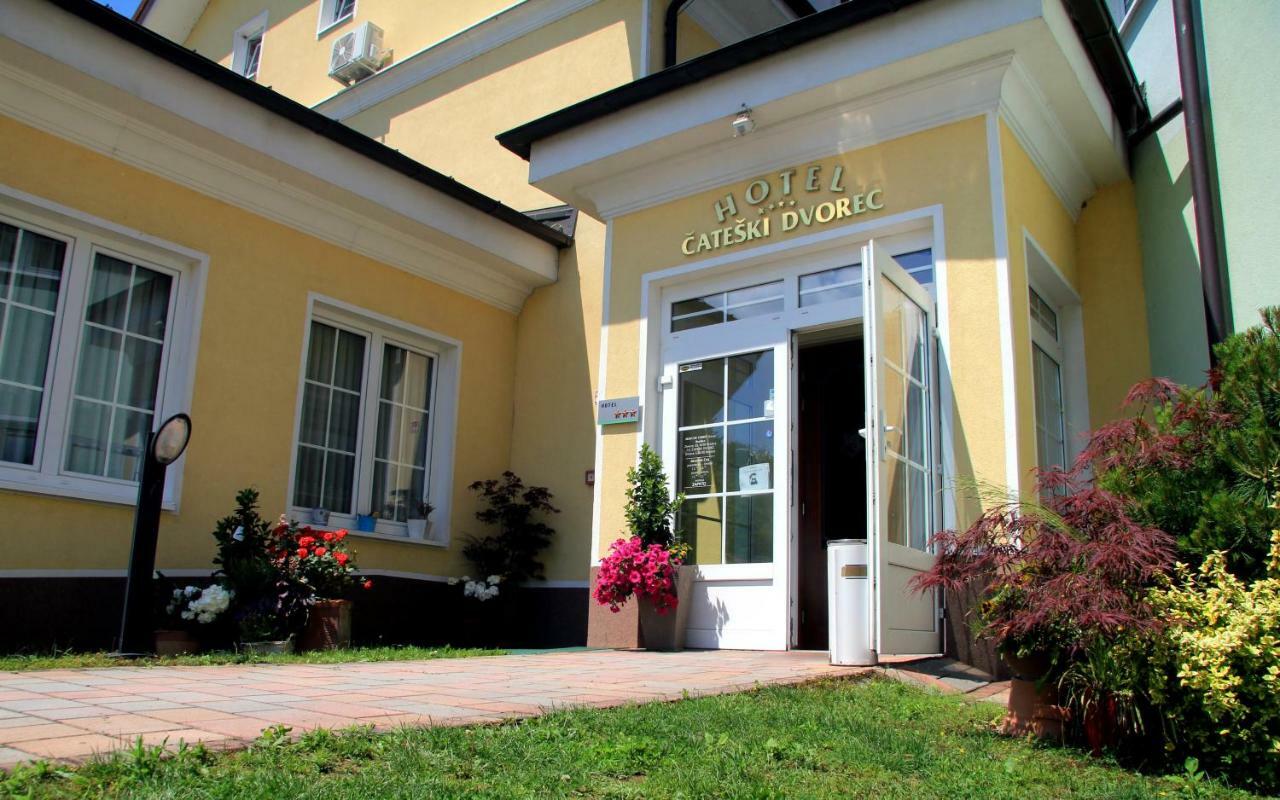 Hotel Cateski Dvorec Чатеж-об-Саві Екстер'єр фото